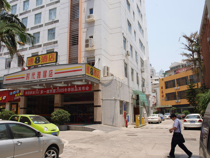 福建廈門速8酒店停車場管理系統